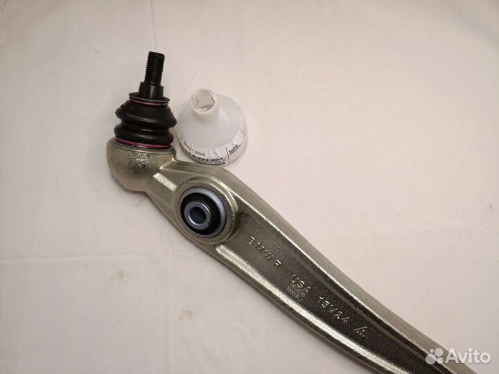 Рычаг передний правый BMW 31126771894