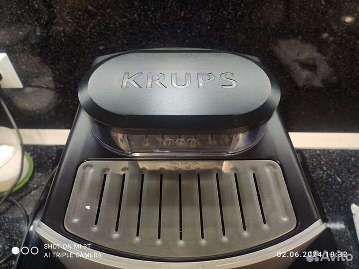 Кофемашина Krups Latt' Express EA829E10