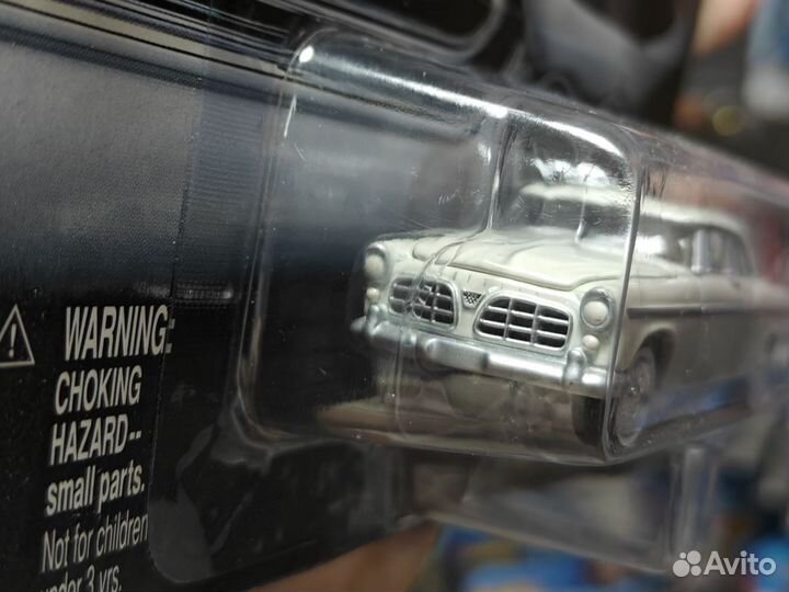 1955 Chrysler C-300 - Johnny Lightning 1:64