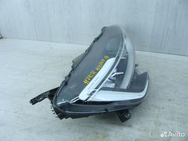 Фара правая Renault Arkana