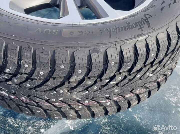 Ikon Tyres Autograph Ice 9 SUV 285/45 R20 112T