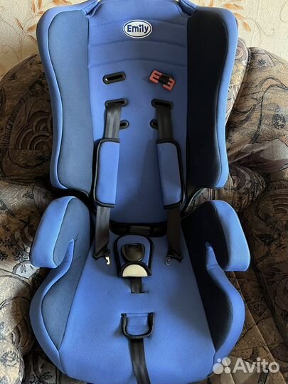 Автомобильное кресло