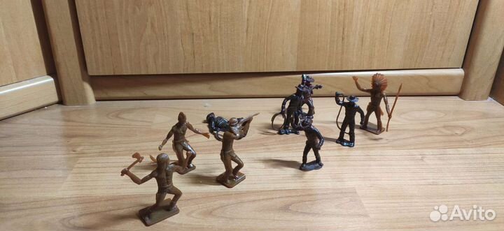 Игрушки СССР солдатики