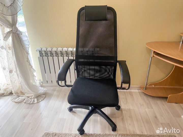 Кресло офисное компьютерное