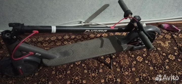 Электро самокат Digma