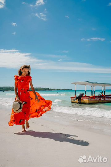 Оранжевое с воланами Желтое с открытой спиной