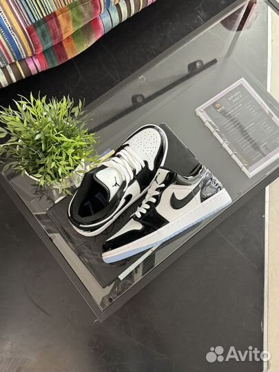 Кроссовки Nike Air Jordan 1 Low Se Concord новые