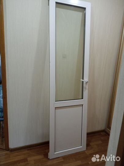Дверь пластиковая входная