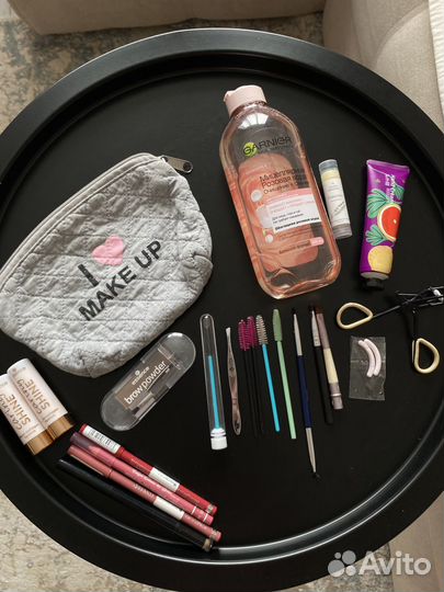 Набор косметики (пакетом) + книга