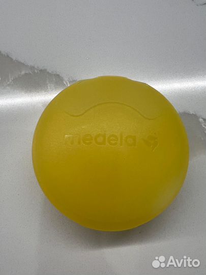 Накладка на грудь силиконовая medela, размер М