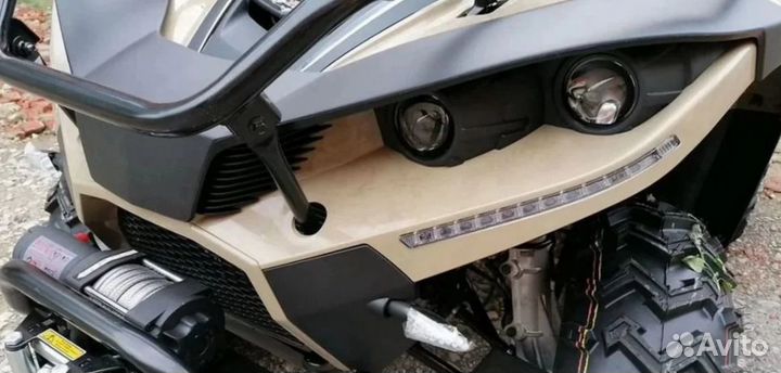 Квадроцикл Linhai Yamaha D 300 4WD бежевый