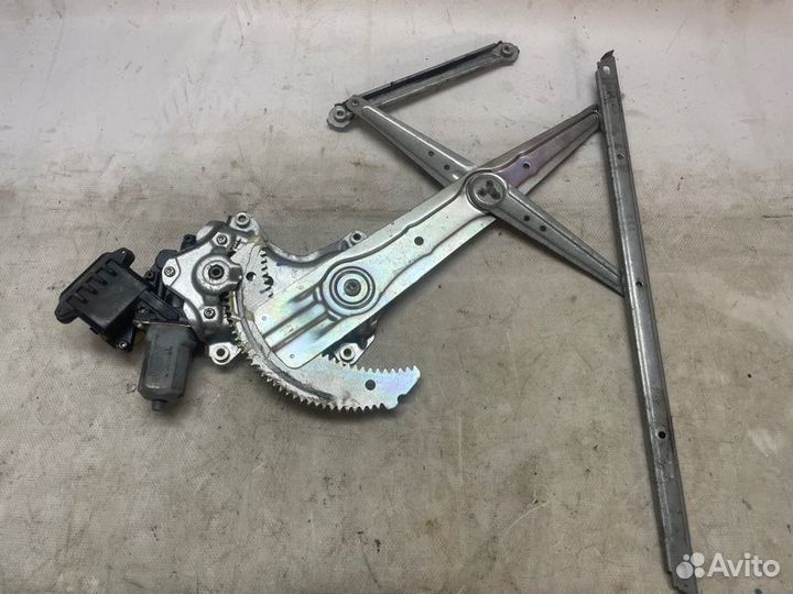 Стеклоподъемник передний правый Toyota Corolla