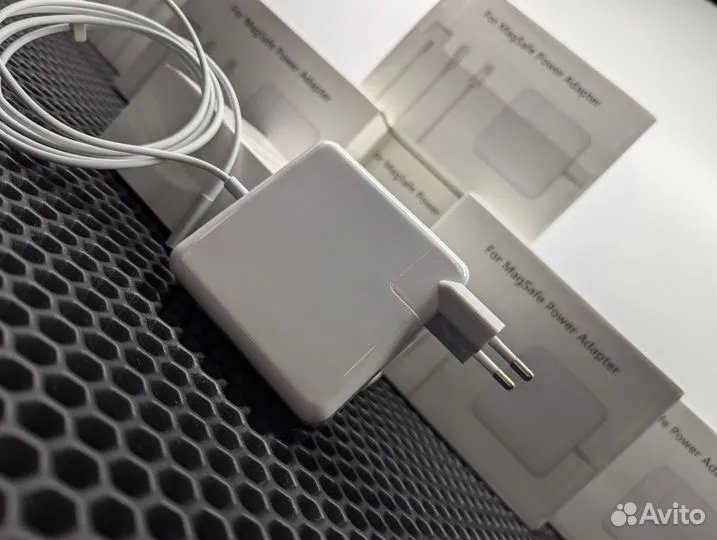 Блоки питания Apple MagSafe для MacBook