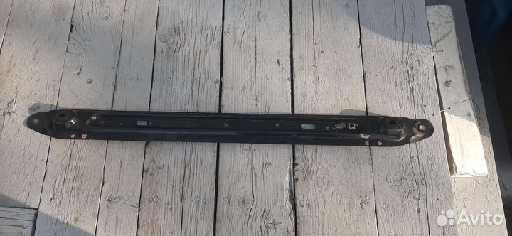 Citroen Berlingo b9 нижняя балка радиатора