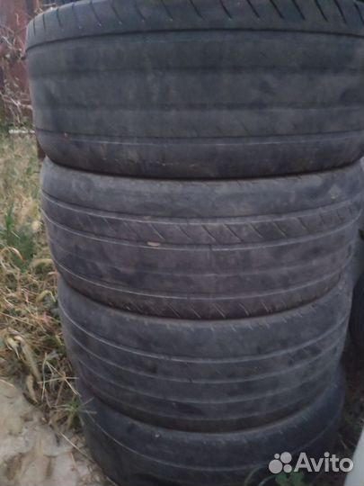Ovation Ovation 4 235/45 R18