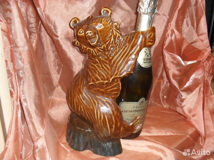 Глиненная посуда. Кувшины, блюда.,горшки для запек