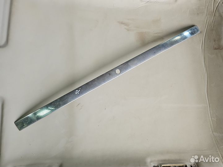 Опель вектра с задний хром на багажник