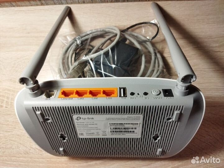 Модем/роутер TP-link TD-W8968 с USB