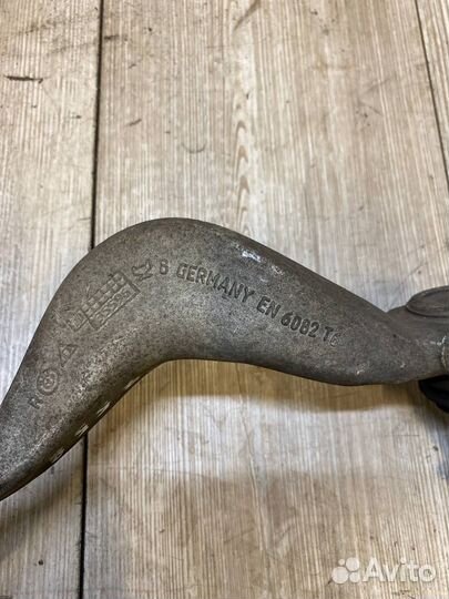 Рычаг передний правый верхний BMW 1-er, 3-er, X1