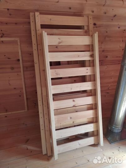 Детская двухярусная кровать