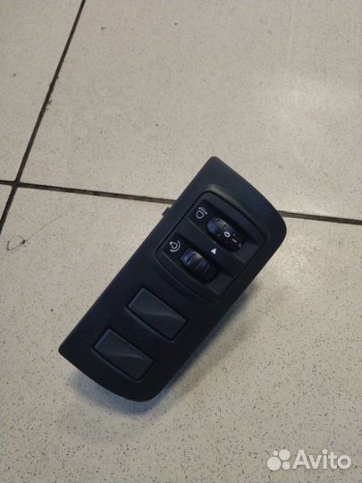 Переключатель света Renault Megane 3 H4M729 2014