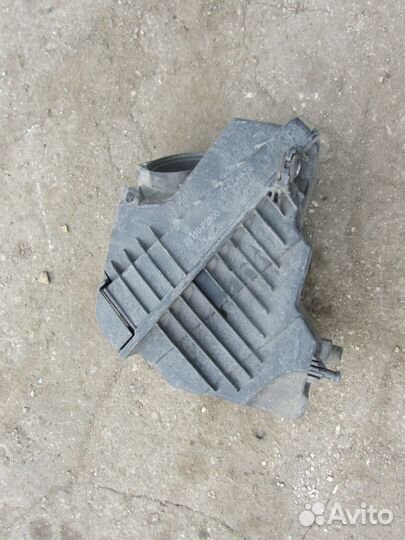 Корпус воздушного фильтра Kia Sorento 4