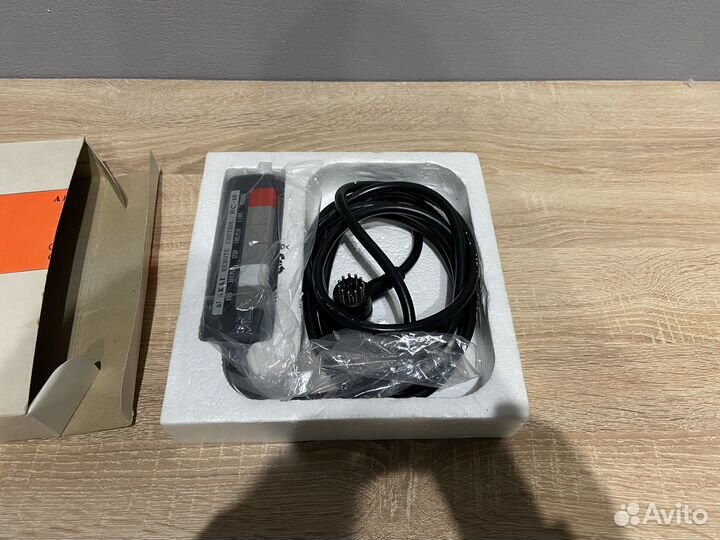 Akai RC 16 A пульт для магнитофонов