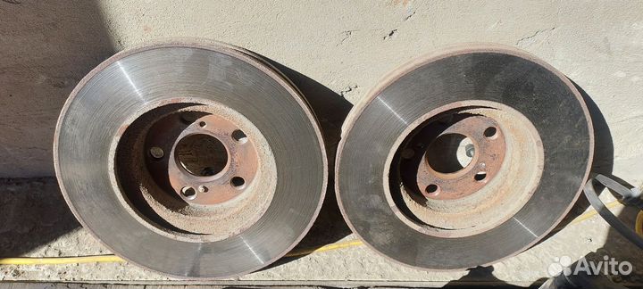 Суппорт, тормозные диски, привод передний