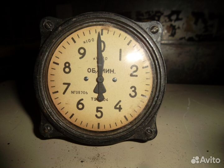 Датчик тахометра тэ-204