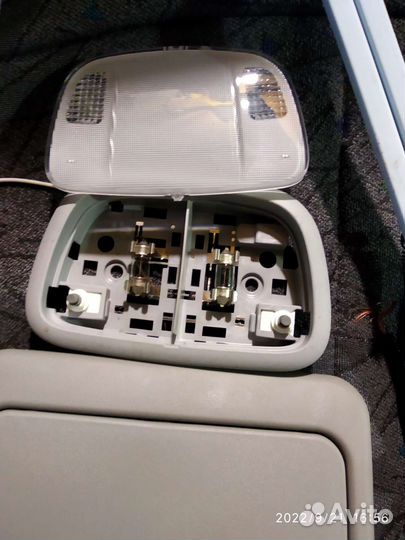 Плафон с очечником