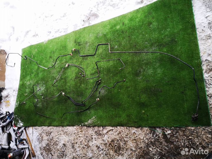 Трубка тормозов на Suzuki Grand Vitara 05-15