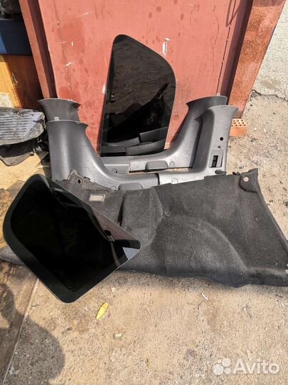 Форточки на ларгус