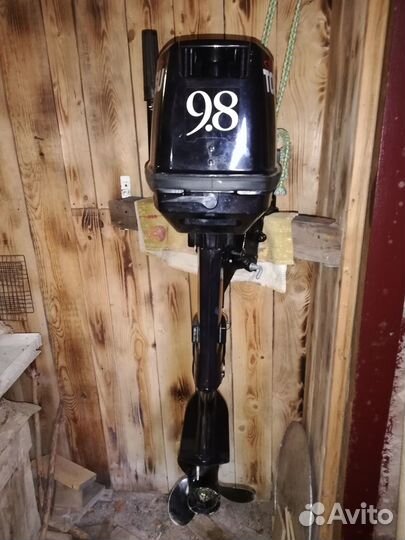 Продается лодочный мотор Tohatsu M9.8B