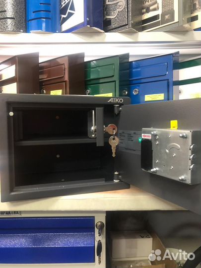 Сейф для пистолета