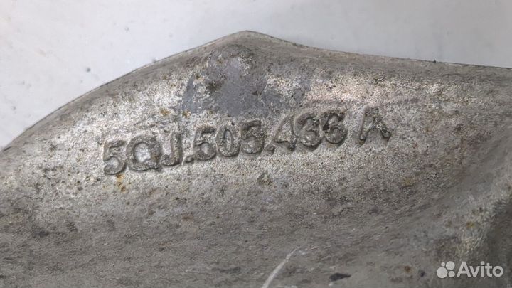 Ступица (кулак, цапфа) Volkswagen Tiguan, 2018