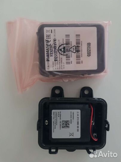 Трекер охранной системы Mercedes-Benz A 2139004323