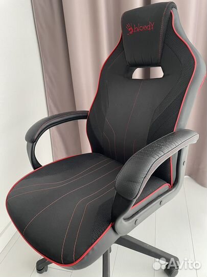 Компьютерное кресло