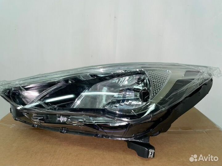 Фара передняя левая Lexus Nx