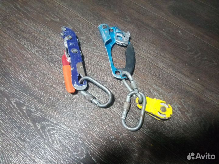 Карабины для альпинизма бу