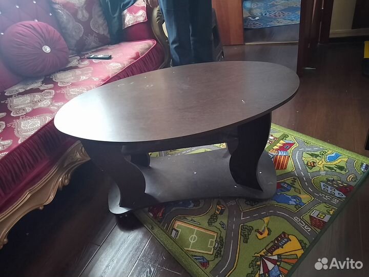 Стол журнальный