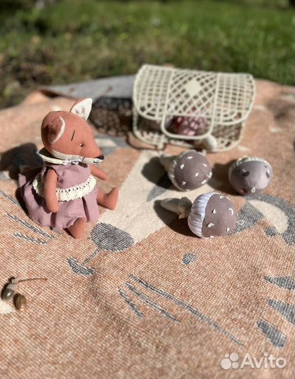 Лиса игрушка