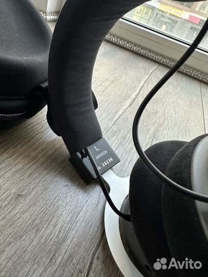 Беспроводные наушники beyerdynamic amiron