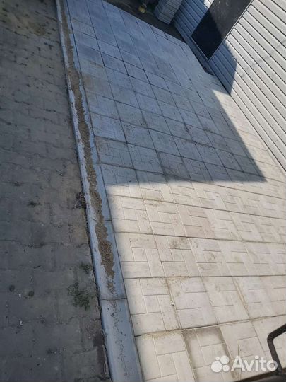 Укладка тротуарной плитки брусчатки бордюров