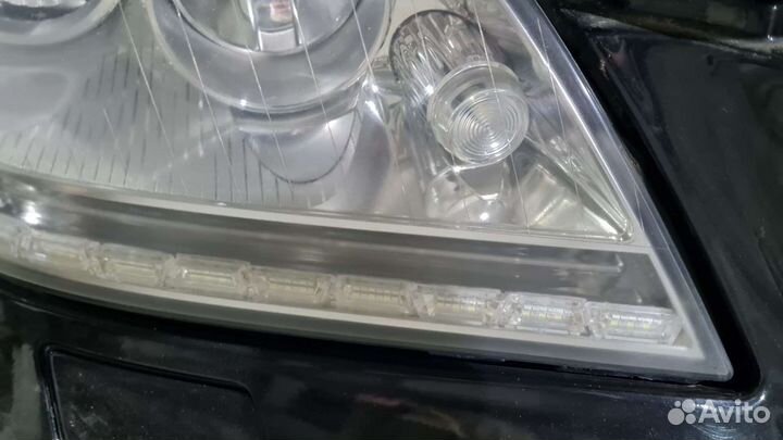 Фара Mercedes M-Class ML350 W164