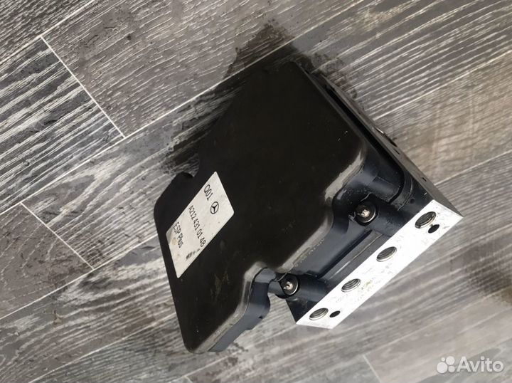 Блок Abs a2124310148 Мерседес w218 cls218