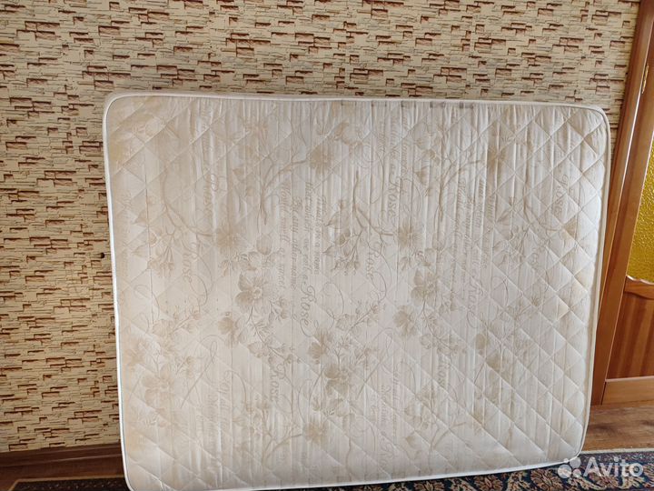 Матрас 140х200 бу