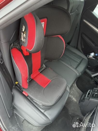 Автомобильное кресло