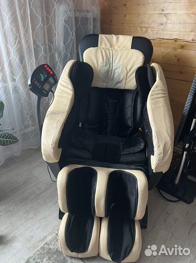 Массажное кресло