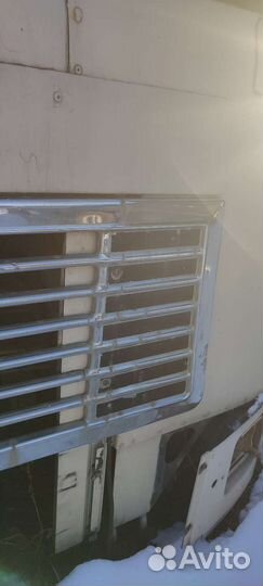 Интернационал 9800 решётка радиатора