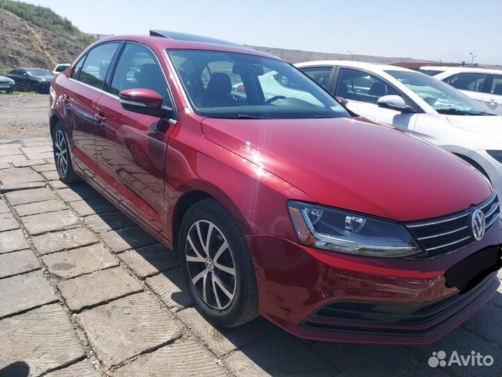 Volkswagen Jetta, 2016